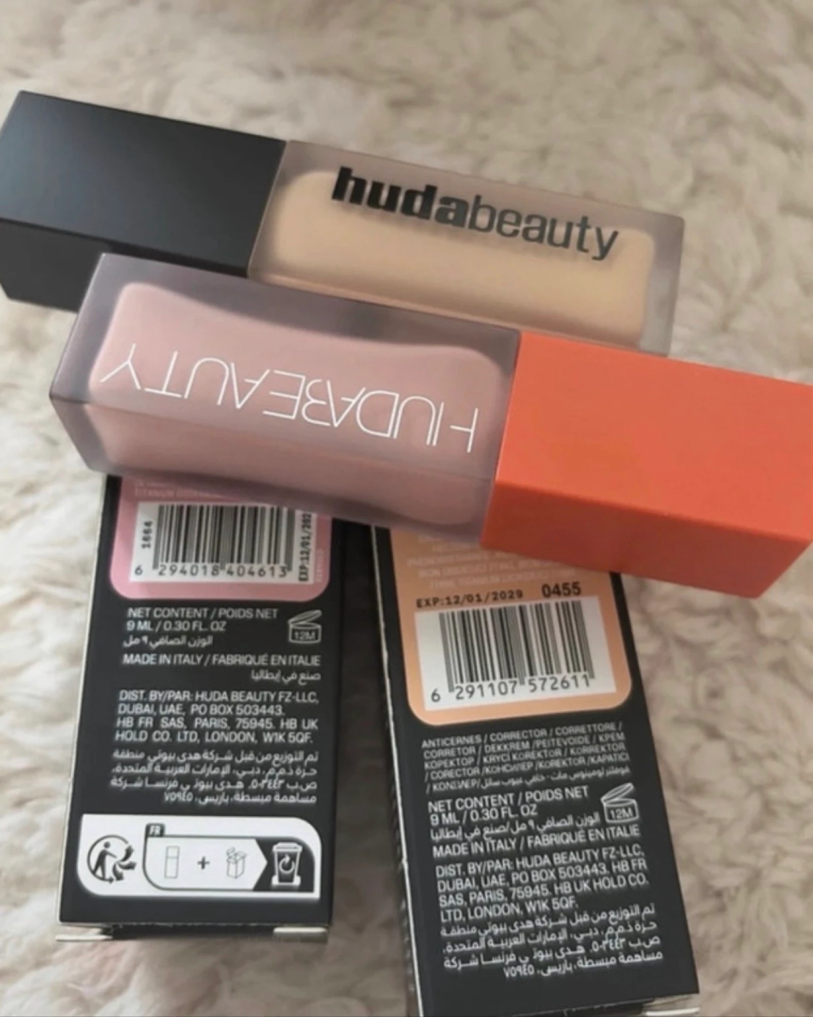 Corrector y anti ojeras Huda Beauty nuevo nunca usado – photo 3